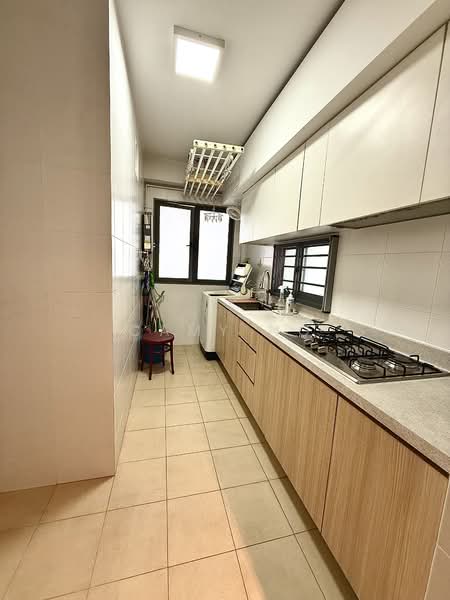 9 Boon Keng Road HDB Flat For Sale at S$ 788,000 | PropertyGuru Singapore - Kitchen