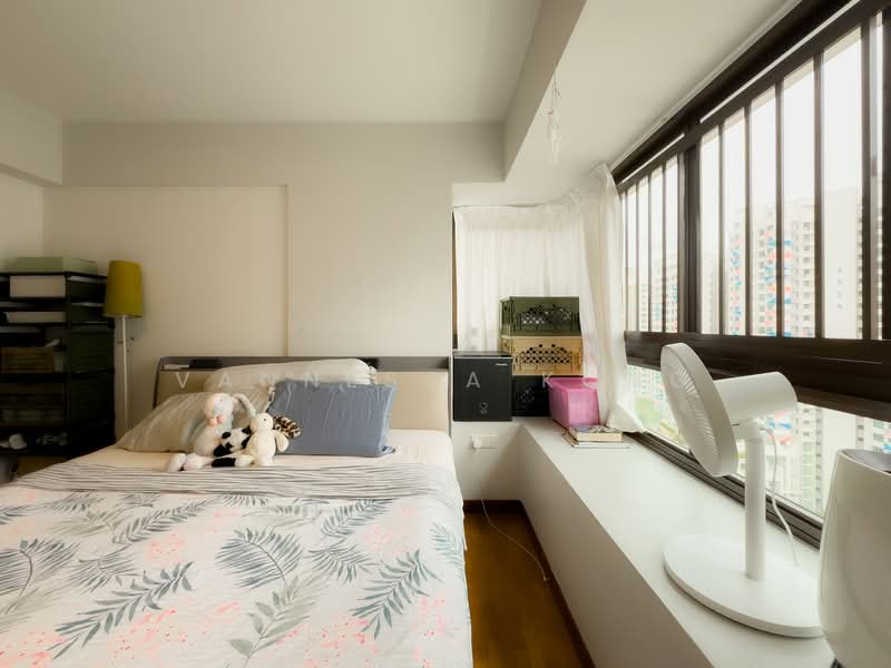 435A Fernvale Road HDB Flat For Sale at S$ 820,000 | PropertyGuru Singapore - Bedroom