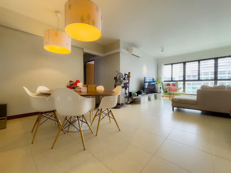 435A Fernvale Road HDB Flat For Sale at S$ 820,000 | PropertyGuru Singapore - Living Room