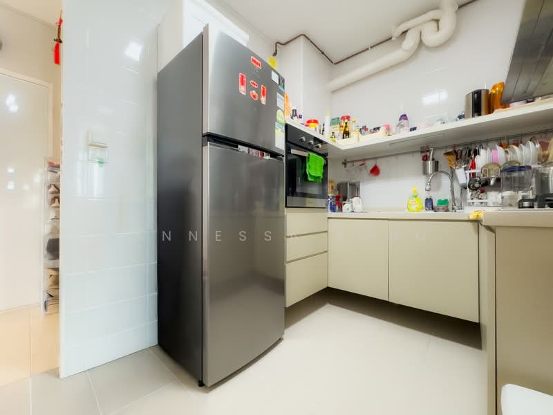435A Fernvale Road HDB Flat For Sale at S$ 820,000 | PropertyGuru Singapore - Kitchen