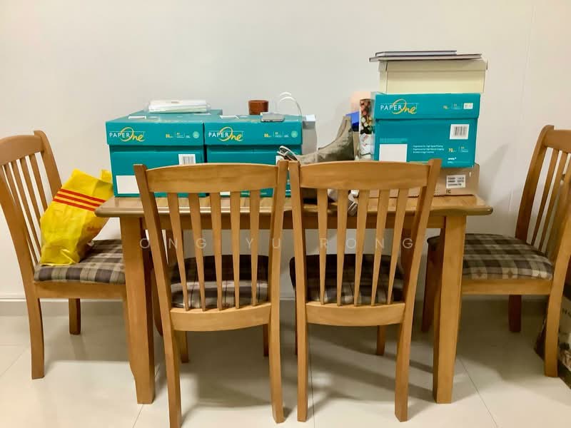 75C Redhill Road, 75C Redhill Road, 2 Bedrooms, 800 sqft, HDB Flat For Rent, by Ong Yu Rong, 500095766 - Dining Room - PropertyGuru.com.sg