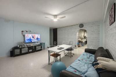 For Sale - 243 Tampines Street 21