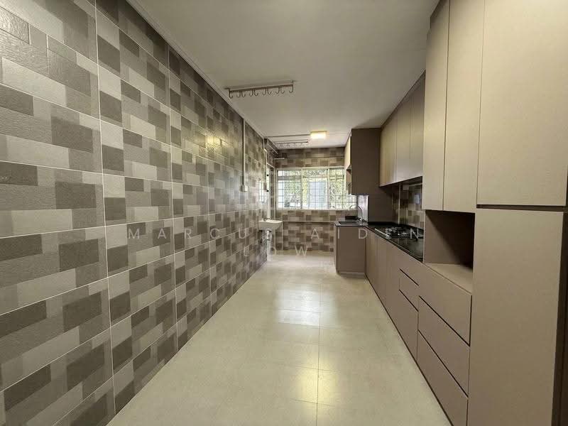243 Tampines Street 21, 243 Tampines Street 21, 3 Bedrooms, 1,163 sqft, HDB Flat For Sale, by Marcus Aiden Low, 500095781 - Kitchen - PropertyGuru.com.sg