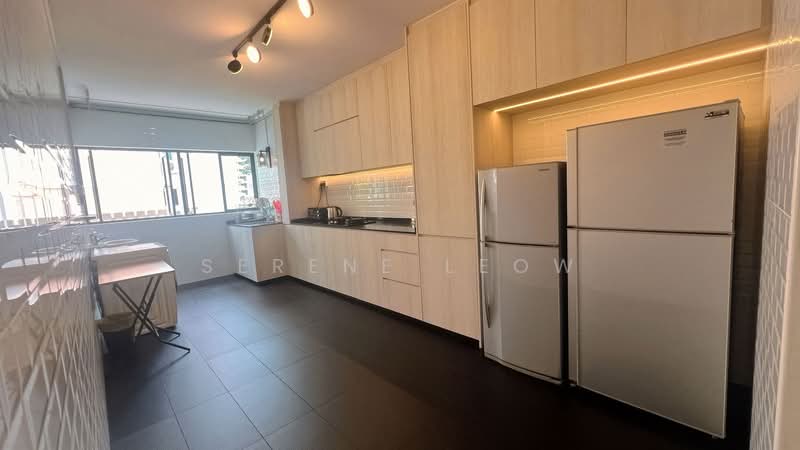 135 Potong Pasir Avenue 3, 135 Potong Pasir Avenue 3, Room Rental, 150 sqft, HDB Flat For Rent, by Serene Leow, 500095789 - Kitchen - PropertyGuru.com.sg