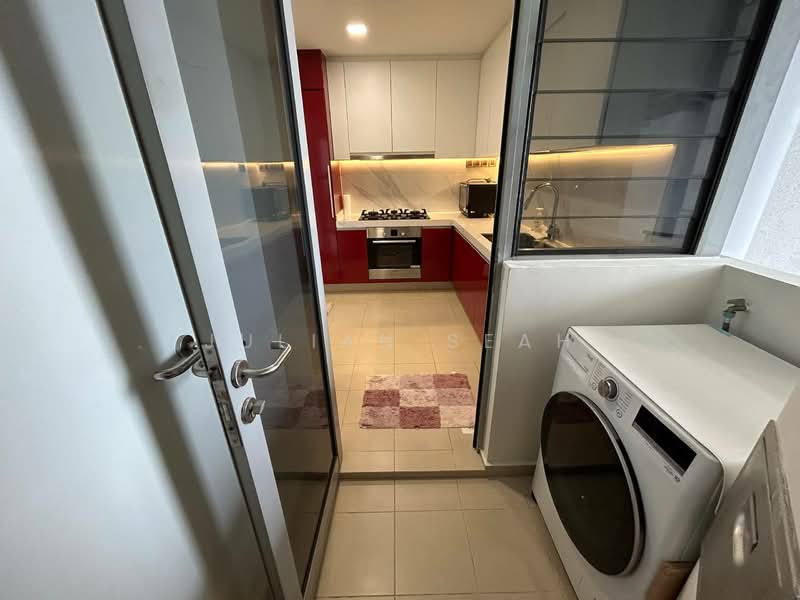 De Royale, 31 Jalan Rama Rama, 3 Bedrooms, 1,281 sqft, Condominium For Rent, by Julian Seah, 500095798 - Kitchen - PropertyGuru.com.sg