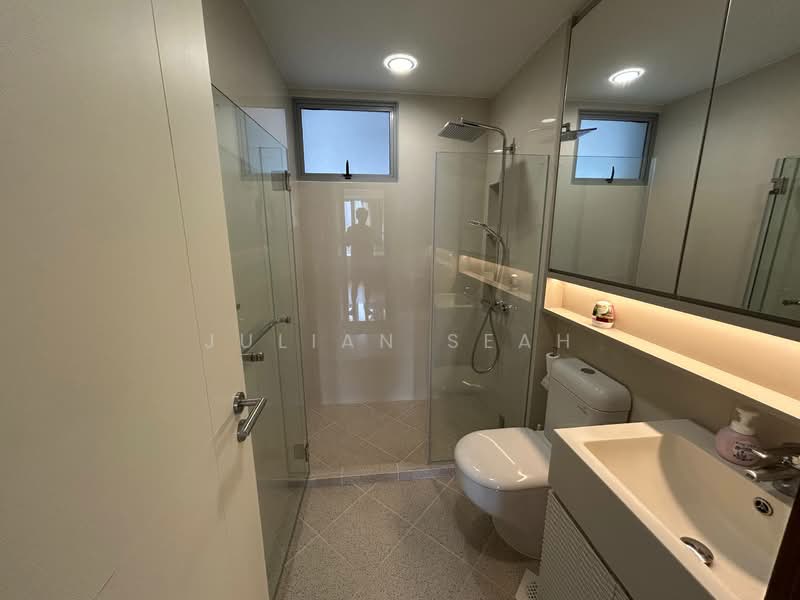 De Royale, 31 Jalan Rama Rama, 3 Bedrooms, 1,281 sqft, Condominium For Rent, by Julian Seah, 500095798 - Bathroom - PropertyGuru.com.sg