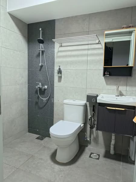 93B Telok Blangah Street 31 HDB Flat For Sale at S$ 998,000 | PropertyGuru Singapore - Bathroom