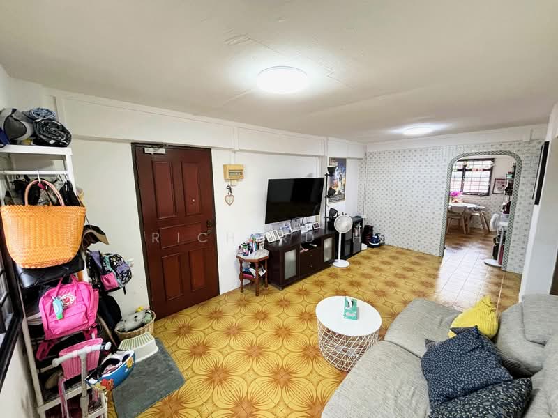 4 Sago Lane HDB Flat For Sale at S$ 500,000 | PropertyGuru Singapore - Living Room