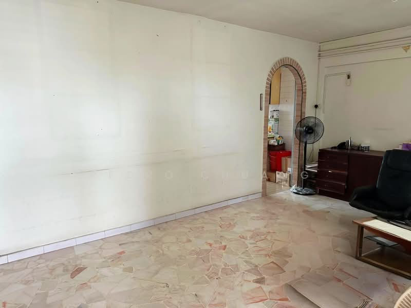170 Bedok South Road HDB Flat For Sale at S$ 638,888 | PropertyGuru Singapore - Living Room