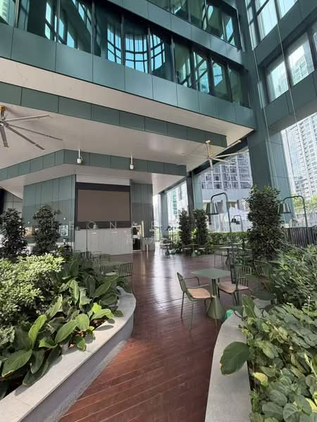 Hub Synergy Point, 70 Anson Road, 2,668 sqft, Office For Rent, by Leonard Gao 高永飞, 500095858 - Exterior - CommercialGuru.com.sg