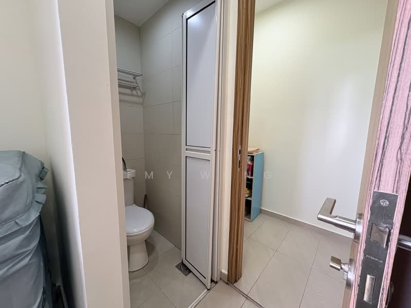 FLO Residence, 11 Punggol Field Walk, 4 Bedrooms, 1,345 sqft, Condominium For Rent, by Emy Wong, 500095868 - Yard Area - Helper's Room & Bathroom - PropertyGuru.com.sg