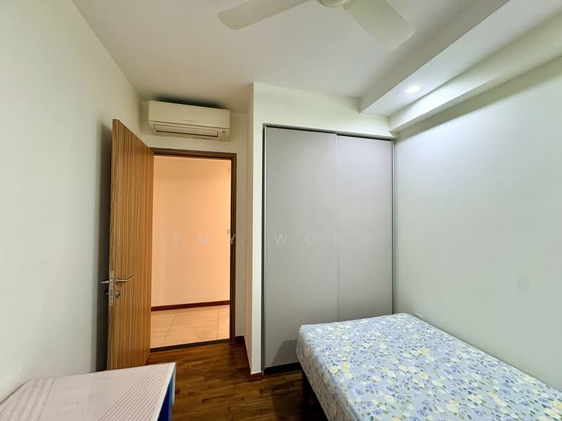 FLO Residence, 11 Punggol Field Walk, 4 Bedrooms, 1,345 sqft, Condominium For Rent, by Emy Wong, 500095868 - Common Bedroom 1 - PropertyGuru.com.sg