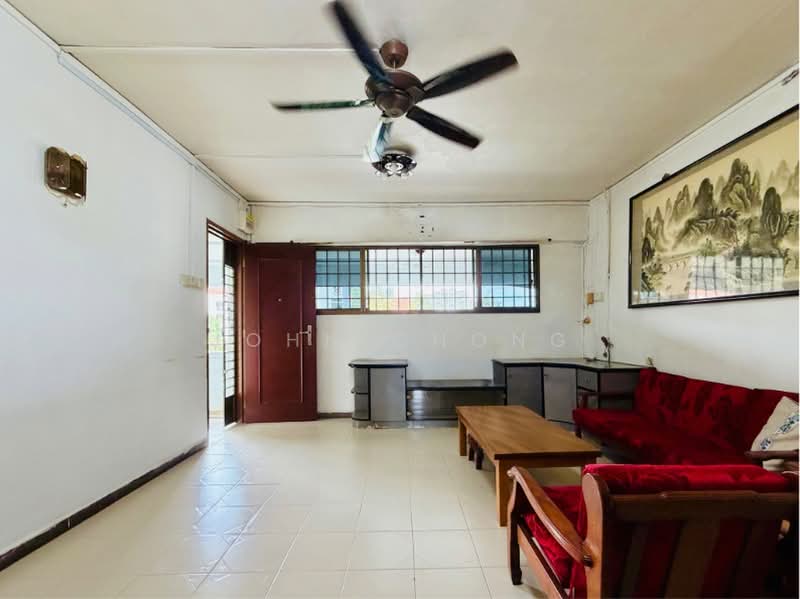 145 Potong Pasir Avenue 2, 145 Potong Pasir Avenue 2, 2 Bedrooms, 797 sqft, HDB Flat For Sale, by John Chong, 500095884 - Living Room - PropertyGuru.com.sg