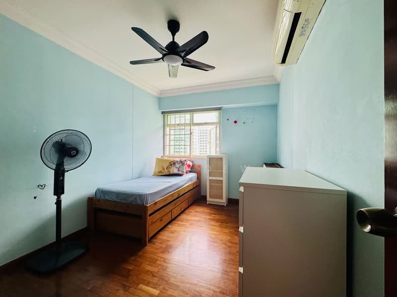 201A Punggol Field HDB Flat For Sale at S$ 710,000 | PropertyGuru Singapore - Bedroom