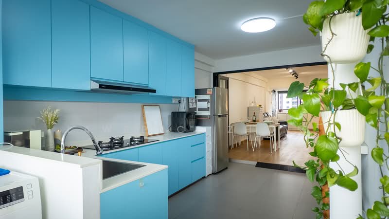 329 Clementi Avenue 2 HDB Flat For Sale at S$ 550,000 | PropertyGuru Singapore - Kitchen