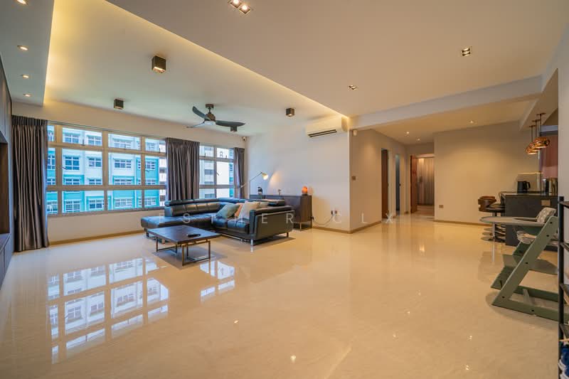 443C Bukit Batok West Avenue 8 HDB Flat For Sale at S$ 888,000 | PropertyGuru Singapore - Living Room