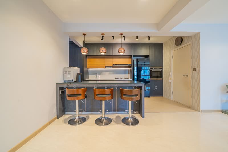 443C Bukit Batok West Avenue 8 HDB Flat For Sale at S$ 888,000 | PropertyGuru Singapore - Kitchen