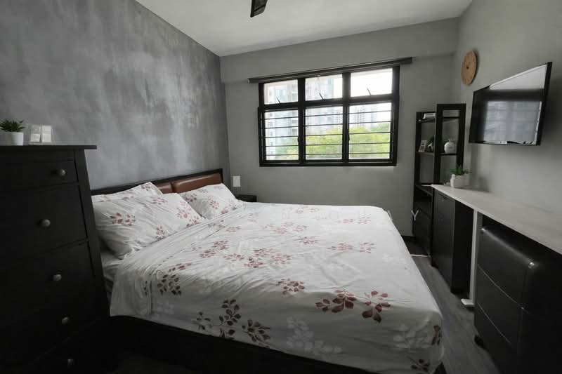 807C Choa Chu Kang Avenue 1 HDB Flat For Sale at S$ 665,000 | PropertyGuru Singapore - Bedroom