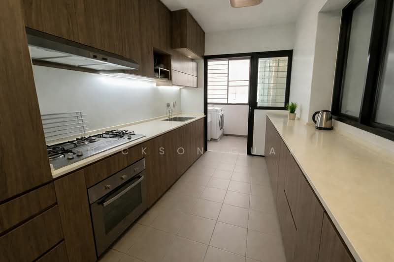 807C Choa Chu Kang Avenue 1 HDB Flat For Sale at S$ 665,000 | PropertyGuru Singapore - Kitchen