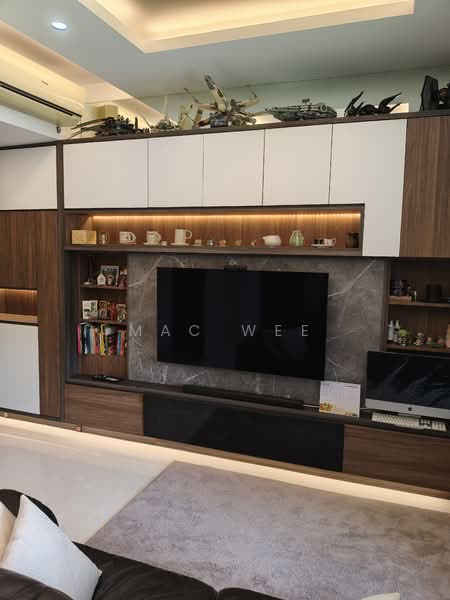 The Inflora Condominium For Sale at S$ 1,420,000 | PropertyGuru Singapore - Living Room