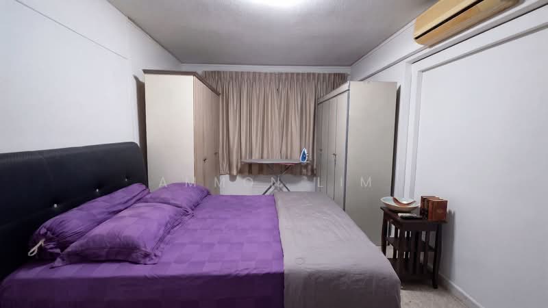 552 Ang Mo Kio Avenue 10 HDB Flat For Sale at S$ 799,000 | PropertyGuru Singapore - Bedroom