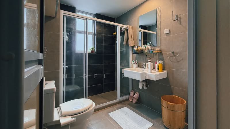 Elias Green, , 3 Bedrooms, 1,550 sqft, Condominium For Rent, by Nigel Pong, 500095933 - Bathroom - PropertyGuru.com.sg