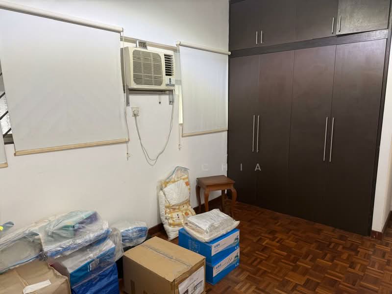 Ridgewood Condominium, 1 Ridgewood Close, 3 Bedrooms, 1,614 sqft, Condominium For Rent, by Eric Chia, 500095940 - Bedroom - PropertyGuru.com.sg