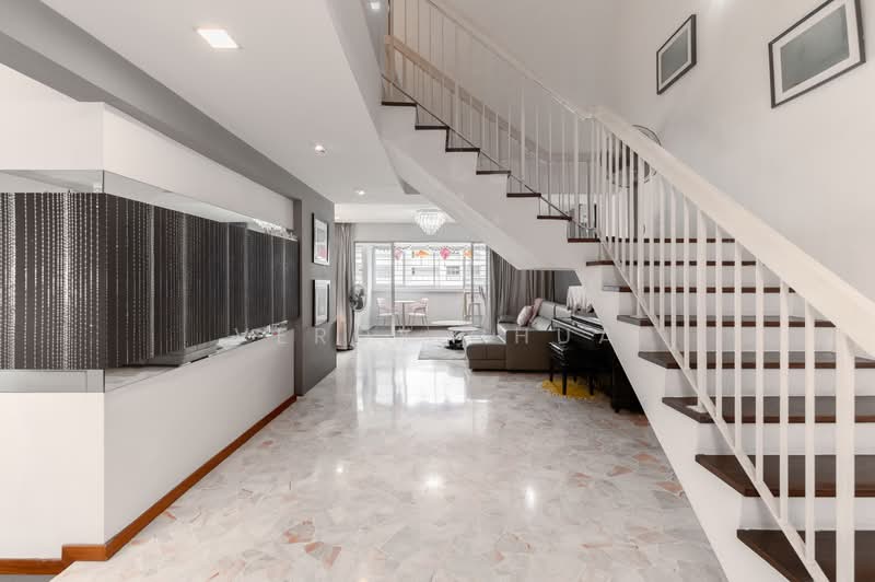 429 Tampines Street 41 HDB Flat For Sale at S$ 899,999 | PropertyGuru Singapore - Living Room