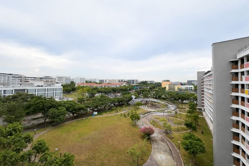 937 Tampines Avenue 5 HDB Flat For Sale at S$ 1,150,000 | PropertyGuru Singapore - Exterior