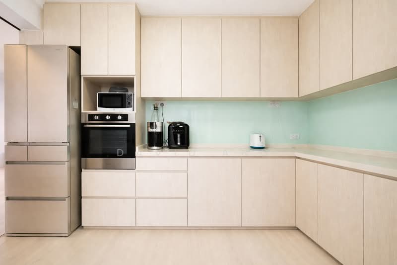 937 Tampines Avenue 5 HDB Flat For Sale at S$ 1,150,000 | PropertyGuru Singapore - Kitchen