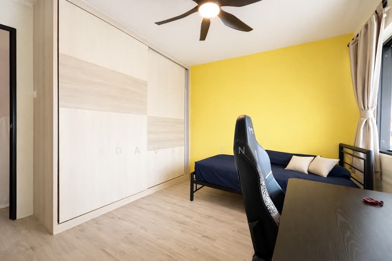 937 Tampines Avenue 5 HDB Flat For Sale at S$ 1,150,000 | PropertyGuru Singapore - Bedroom