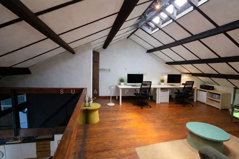 Emerald Hill 2 Person Loft/ Home Office, Nearby Emerald Hill Road, 2 Bedrooms, 2,175 sqft, Conservation House For Rent, by Susan Prior, 500095974 - Study - PropertyGuru.com.sg