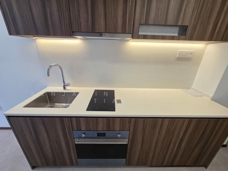 Lentor Modern, 3 Lentor Central, 1 Bedroom, 527 sqft, Condominium For Rent, by Benjamin Tan Boo Tian, 500095975 - Kitchen - PropertyGuru.com.sg