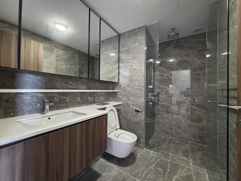 Lentor Modern, 3 Lentor Central, 1 Bedroom, 527 sqft, Condominium For Rent, by Benjamin Tan Boo Tian, 500095975 - Bathroom - PropertyGuru.com.sg