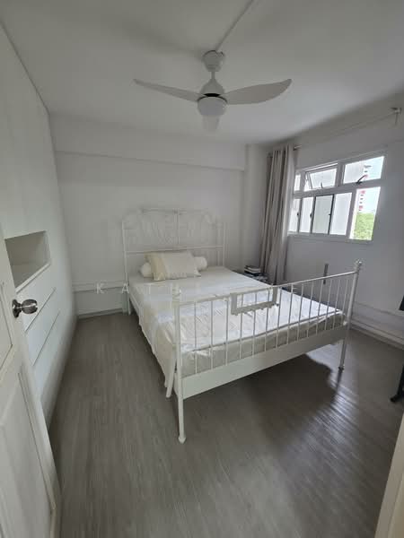 9 Holland Avenue, 9 Holland Avenue, 2 Bedrooms, 700 sqft, HDB Flat For Sale, by Katherine Tan, 500095976 - Bedroom - PropertyGuru.com.sg