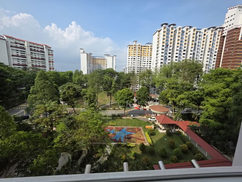 9 Holland Avenue, 9 Holland Avenue, 2 Bedrooms, 700 sqft, HDB Flat For Sale, by Katherine Tan, 500095976 - Exterior - PropertyGuru.com.sg