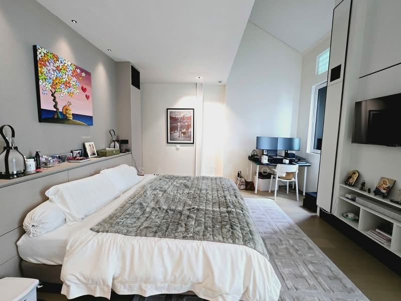 Dashing Modern Orchard Couple's Showpiece Conservation House For Sale at S$ 6,400,000 | PropertyGuru Singapore