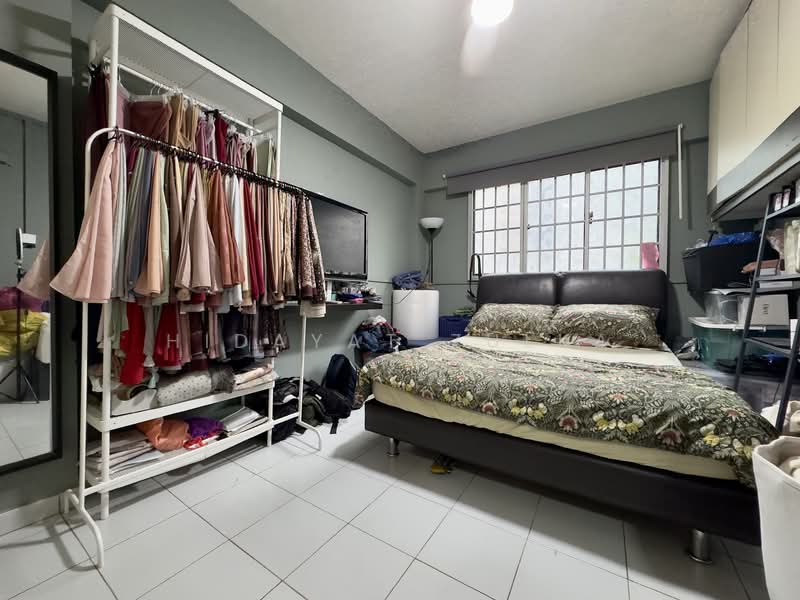 425 Yishun Avenue 11 HDB Flat For Sale at S$ 530,000 | PropertyGuru Singapore - Bedroom
