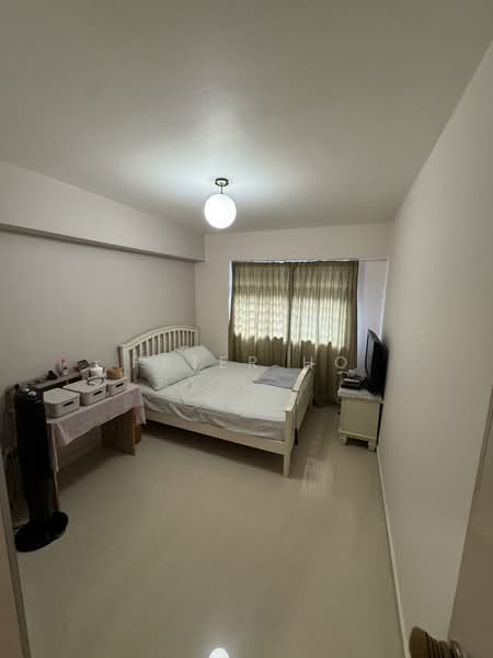 310A Anchorvale Road HDB Flat For Sale at S$ 838,888 | PropertyGuru Singapore - Bedroom