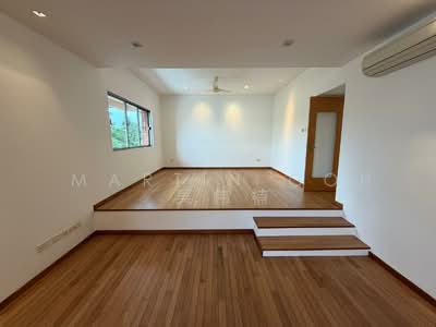 For Rent - Woollerton Park