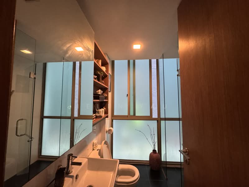 St Patrick's Residences Apartment For Sale at S$ 3,750,000 | PropertyGuru Singapore - Bathroom