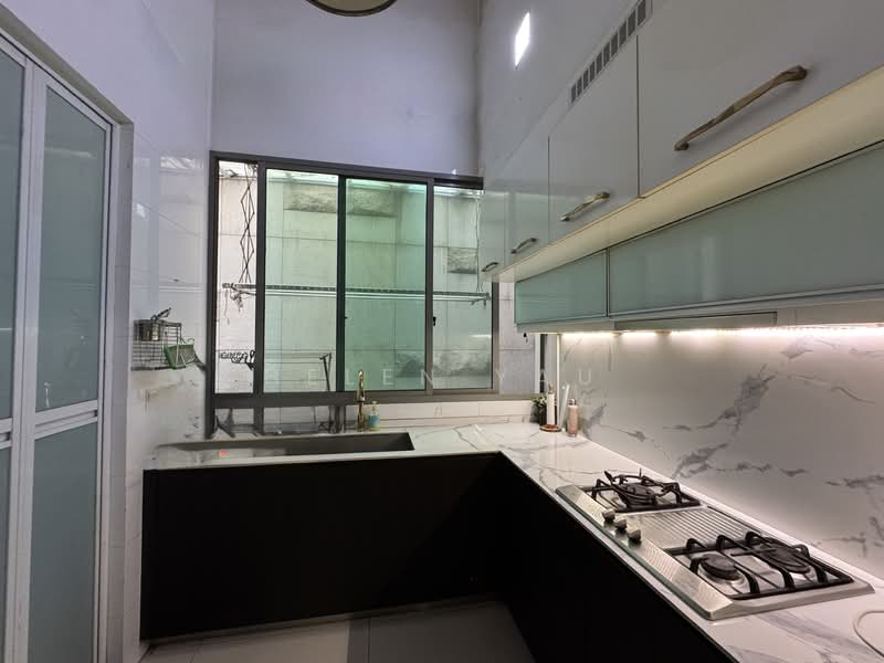 St Patrick's Residences Apartment For Sale at S$ 3,750,000 | PropertyGuru Singapore - Kitchen