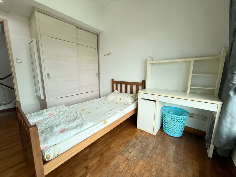 Summer Gardens Terraced House For Sale at S$ 2,999,998 | PropertyGuru Singapore - Level 2 Common Room 1