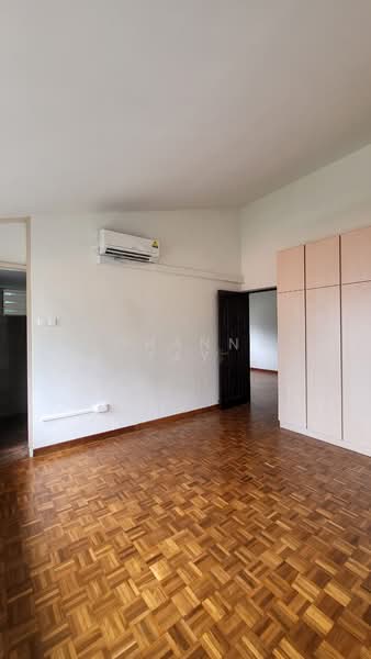 Chancery Court, 36A Dunearn Road, 3 Bedrooms, 2,034 sqft, Condominium For Rent, by Johanna Tay, 500096005 - View of Bedroom and Wardrobe - PropertyGuru.com.sg