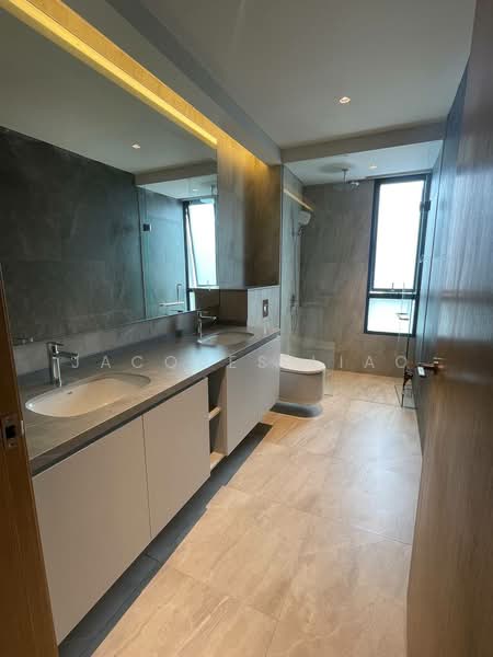 ✨ BRAND NEW FREEHOLD LANDED IN D15 | 6 BEDROOMS | LIFT | POOL | LUXURY LIVING ✨ Terraced House For Sale at S$ 9,580,000 | PropertyGuru Singapore - Bathroom