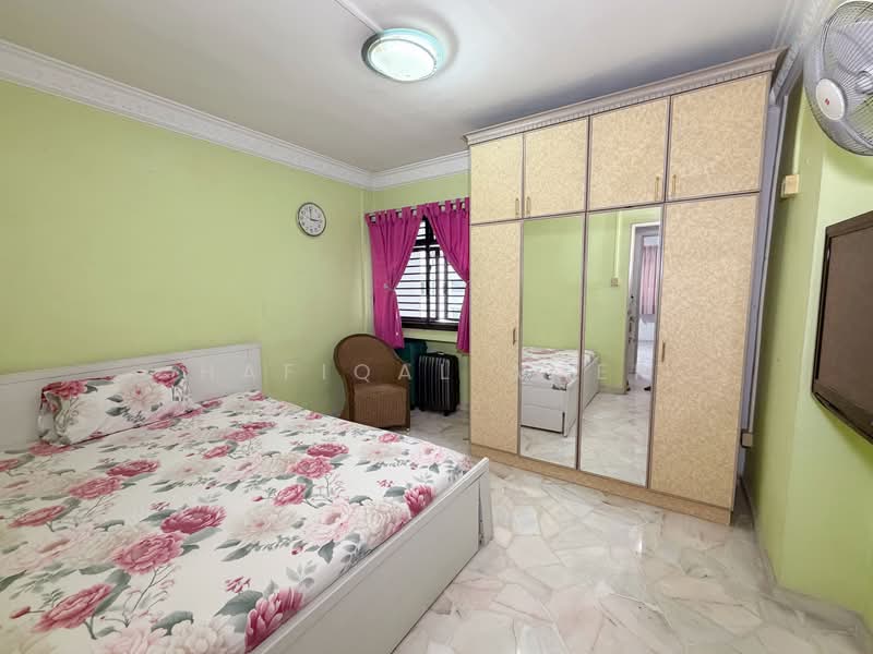 516 Jelapang Road HDB Flat For Sale at S$ 540,000 | PropertyGuru Singapore - Bedroom