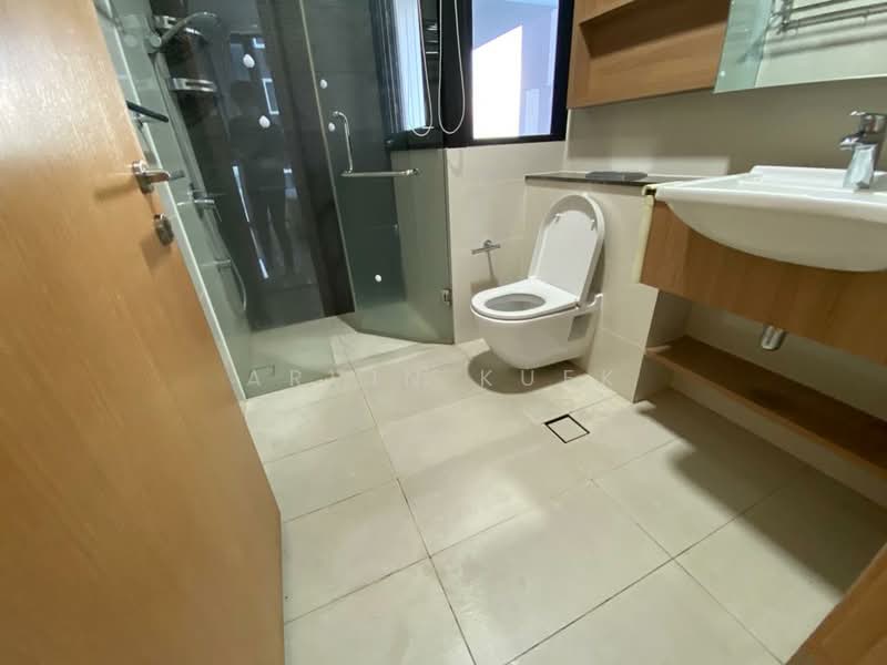 The Trilinq, 28 Jalan Lempeng, 2 Bedrooms, 710 sqft, Condominium For Rent, by Arvin Kuek, 500096016 - Bathroom - PropertyGuru.com.sg