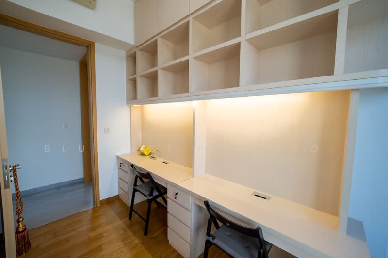 Cube 8 Condominium For Sale at S$ 4,290,000 | PropertyGuru Singapore - Study