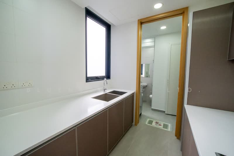 Cube 8 Condominium For Sale at S$ 4,290,000 | PropertyGuru Singapore - Kitchen