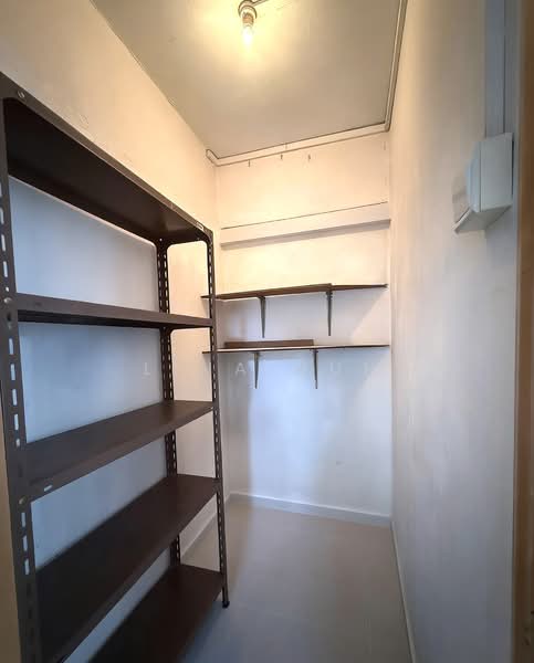 108 Bukit Batok West Avenue 6 HDB Flat For Sale at S$ 548,000 | PropertyGuru Singapore - Interior